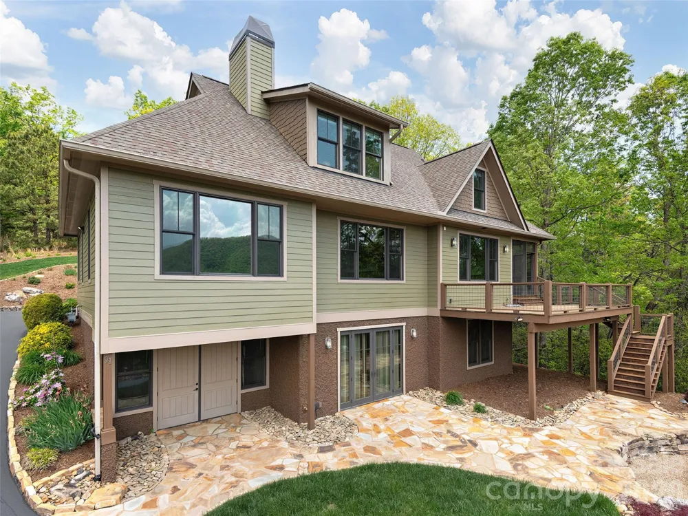 91 Watershed Way Horse Shoe, NC 28742