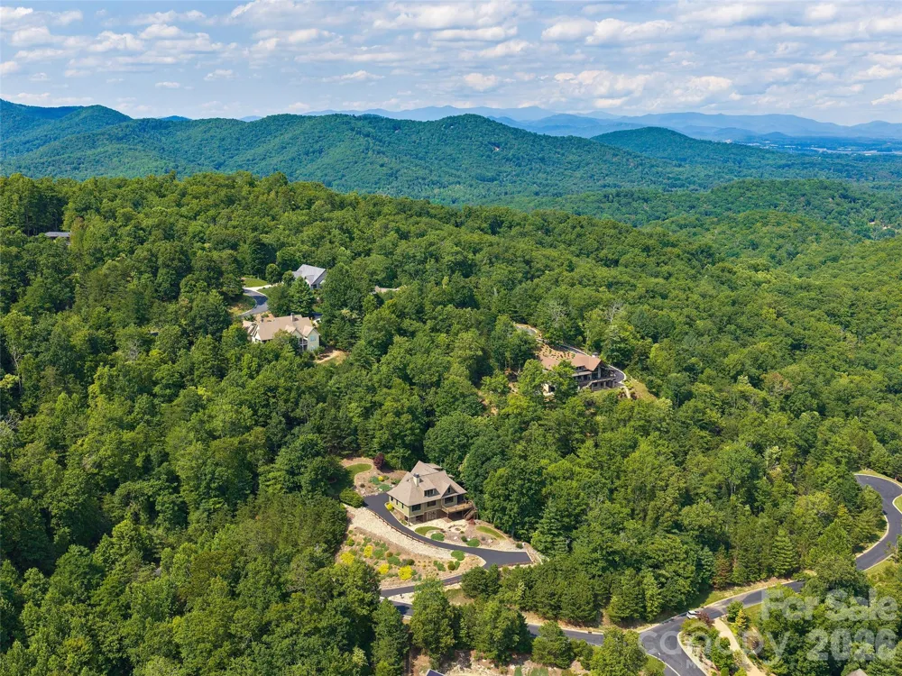 91 Watershed Way Horse Shoe, NC 28742