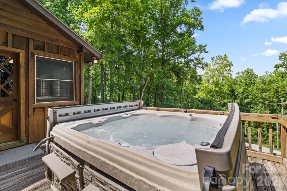 237 Biltmore Circle Bryson City, NC 28713