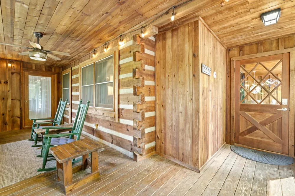 237 Biltmore Circle Bryson City, NC 28713