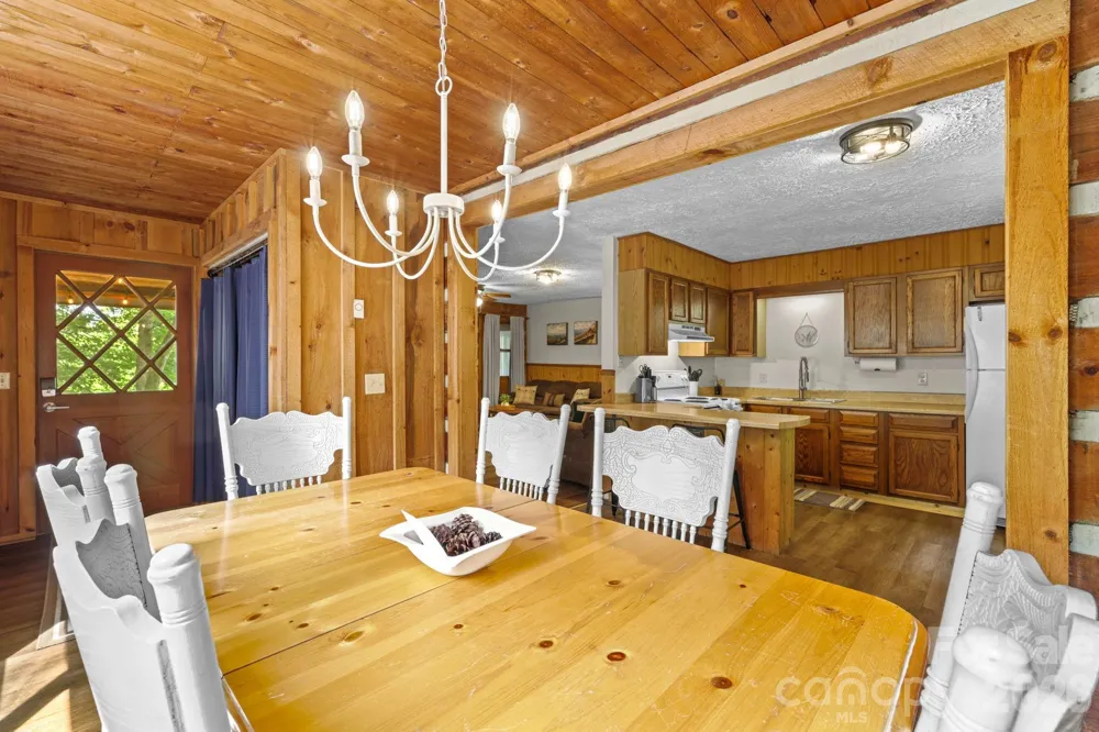237 Biltmore Circle Bryson City, NC 28713