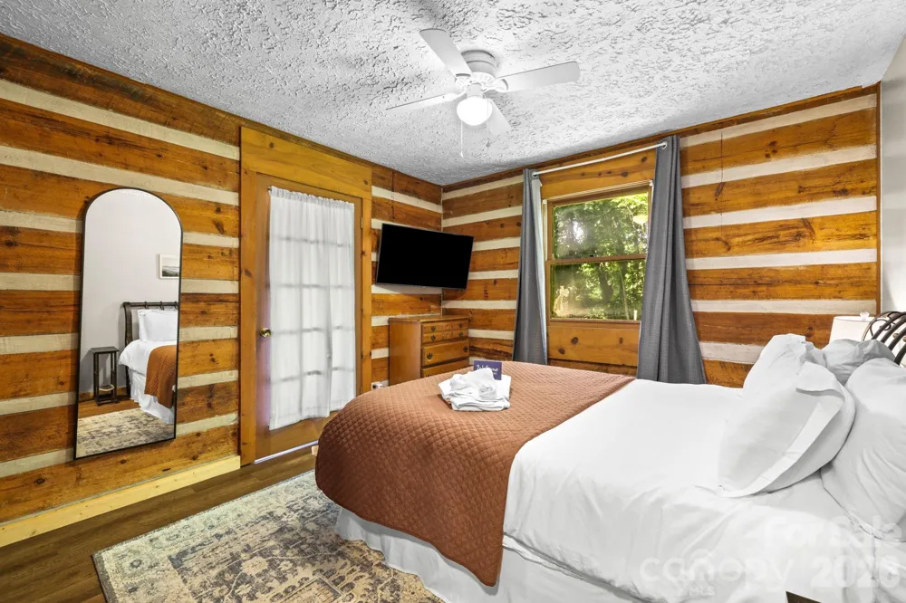 237 Biltmore Circle Bryson City, NC 28713