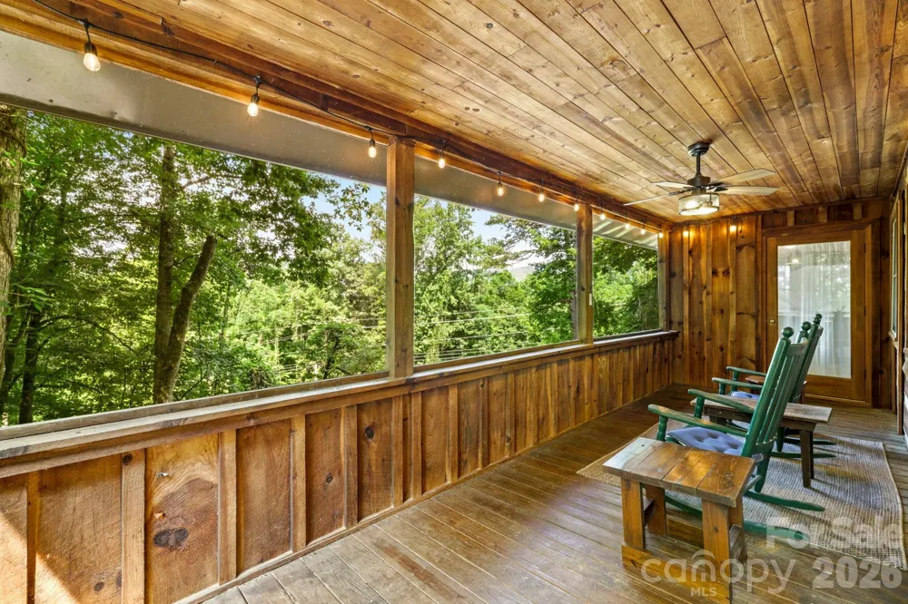 237 Biltmore Circle Bryson City, NC 28713