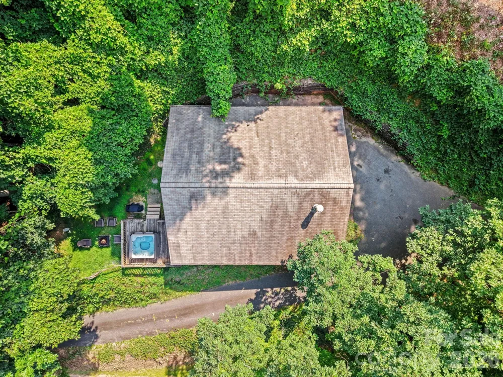 237 Biltmore Circle Bryson City, NC 28713