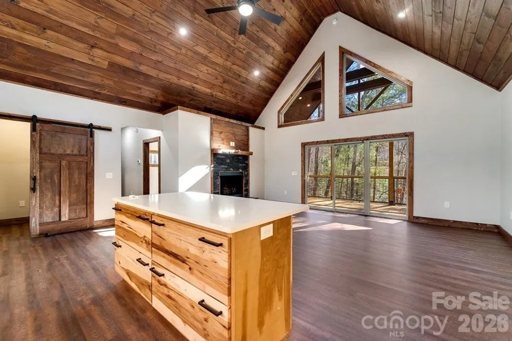 397 Kennelly Loop Murphy, NC 28906