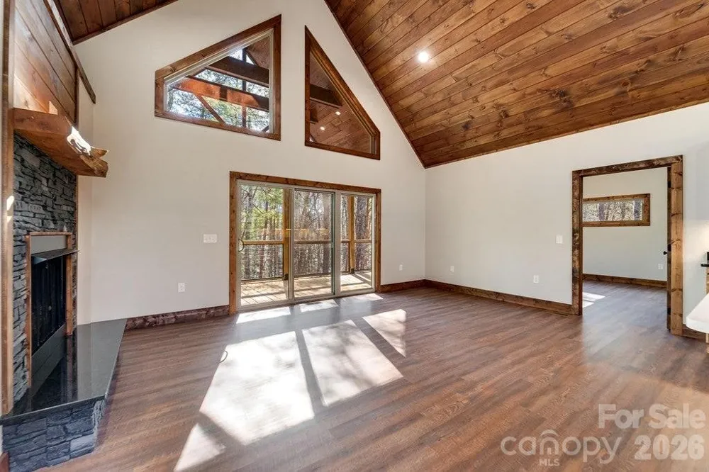 397 Kennelly Loop Murphy, NC 28906