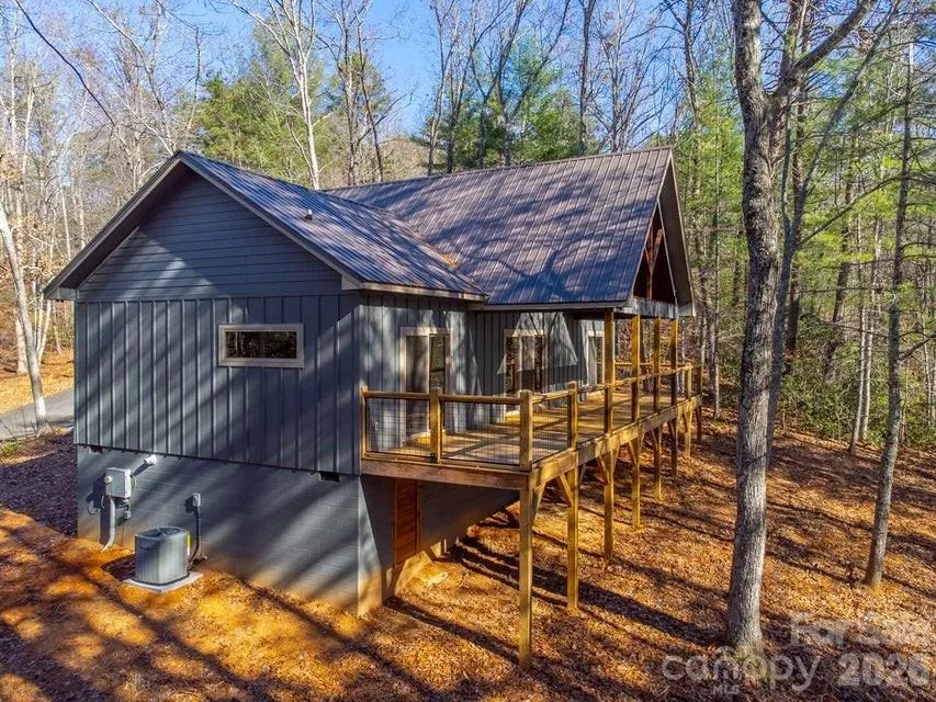 397 Kennelly Loop Murphy, NC 28906