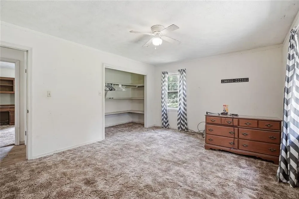 264 School St Street Gillsville, GA 30543