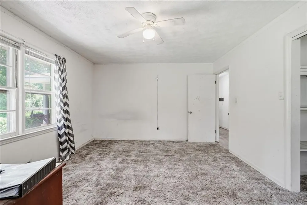 264 School St Street Gillsville, GA 30543