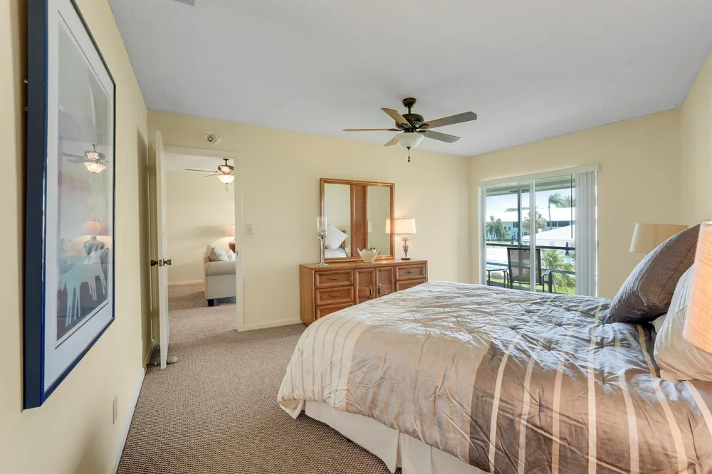 5540 Ocean Boulevard #206 Ocean Ridge, FL 33435