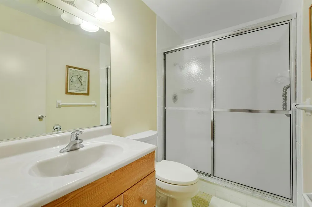 5540 Ocean Boulevard #206 Ocean Ridge, FL 33435