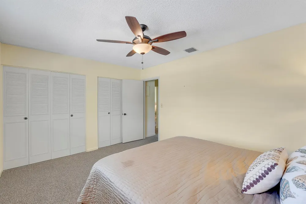 5540 Ocean Boulevard #206 Ocean Ridge, FL 33435