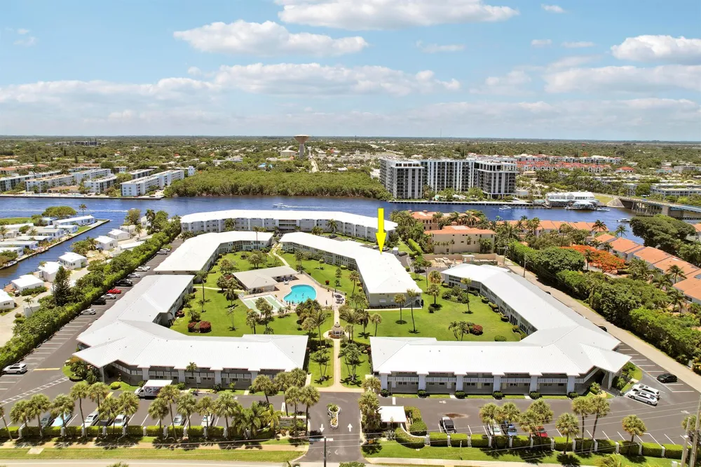 5540 Ocean Boulevard #206 Ocean Ridge, FL 33435