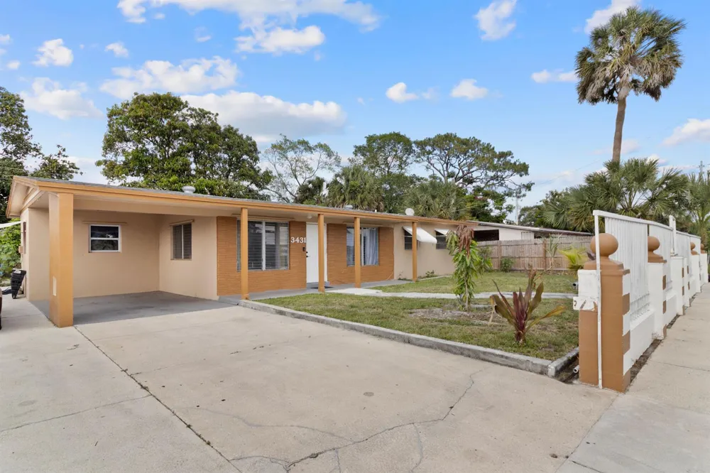 3431 NW 4th Street Lauderhill, FL 33311