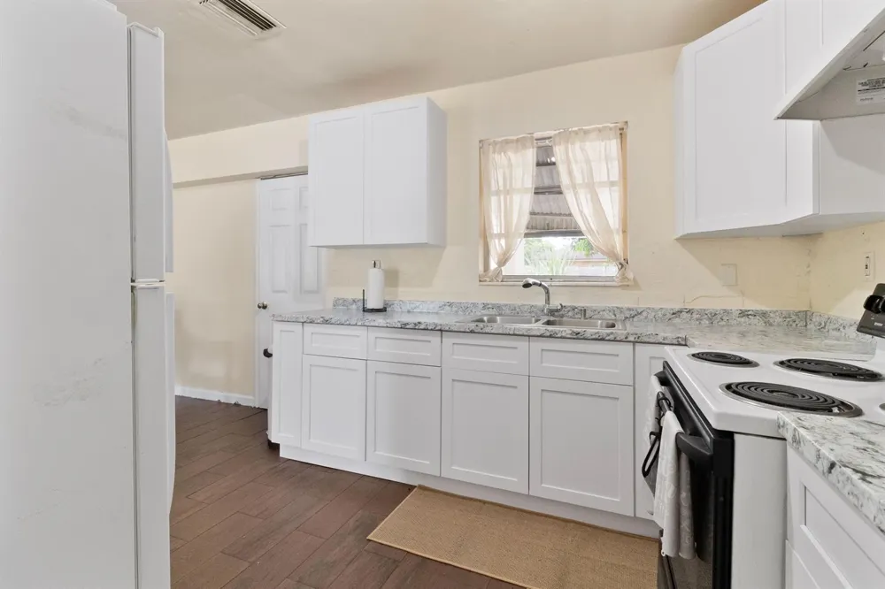 3431 NW 4th Street Lauderhill, FL 33311