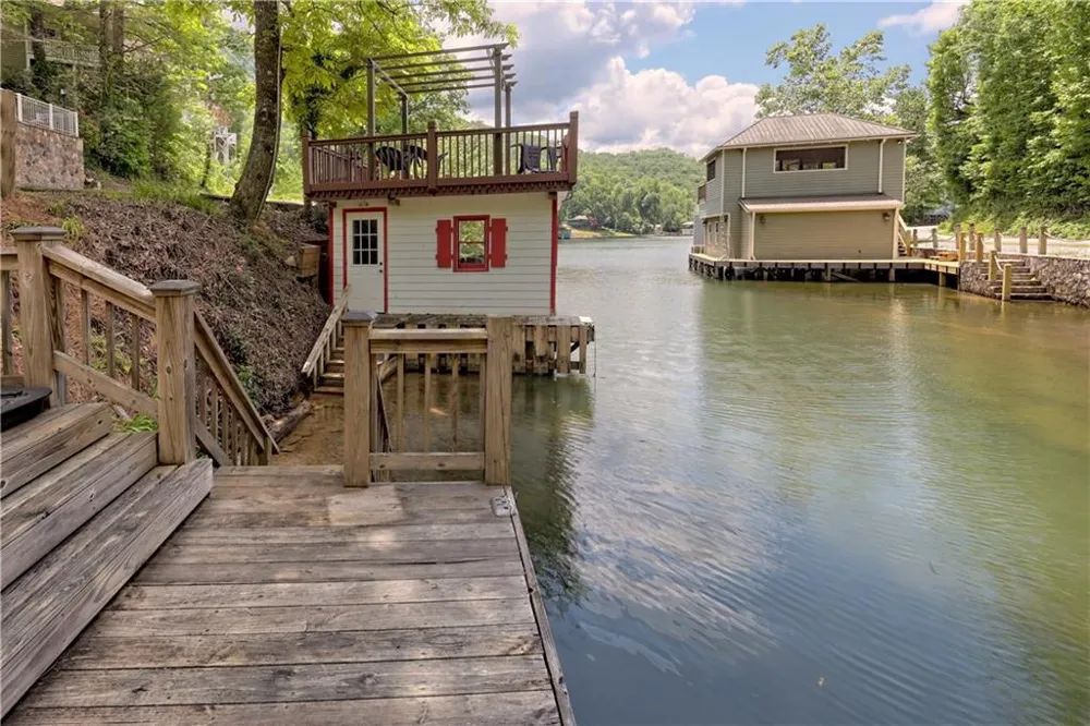 422 Timpson Cove Road Clayton, GA 30525