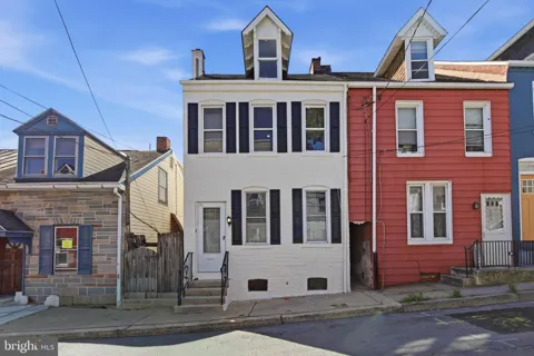 624 POPLAR STREET