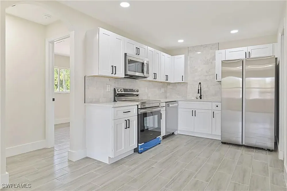 4733 28th Street SW Lehigh Acres, FL 33973