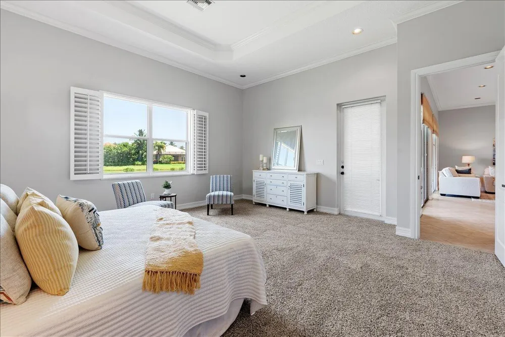 1254 River Reach Drive Vero Beach, FL 32967