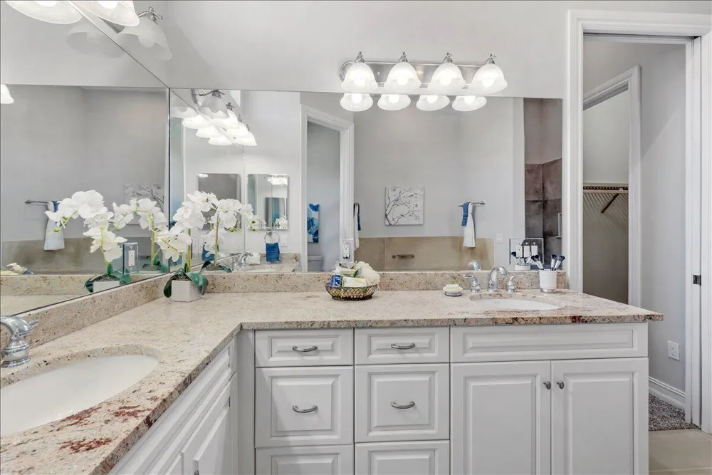 1254 River Reach Drive Vero Beach, FL 32967