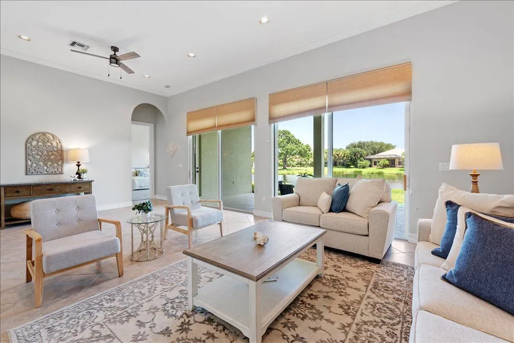 1254 River Reach Drive Vero Beach, FL 32967