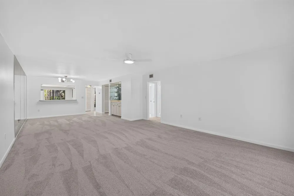 9460 Meadowood Drive #104 Fort Pierce, FL 34951