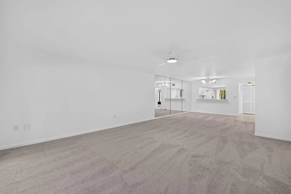9460 Meadowood Drive #104 Fort Pierce, FL 34951