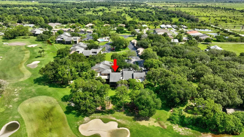 9460 Meadowood Drive #104 Fort Pierce, FL 34951