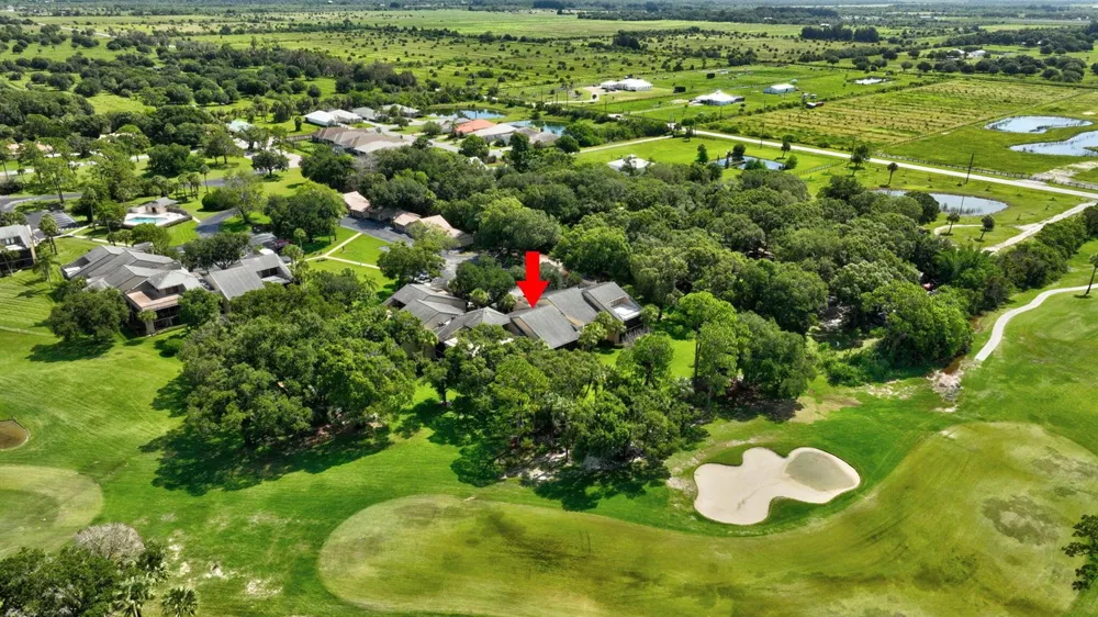 9460 Meadowood Drive #104 Fort Pierce, FL 34951