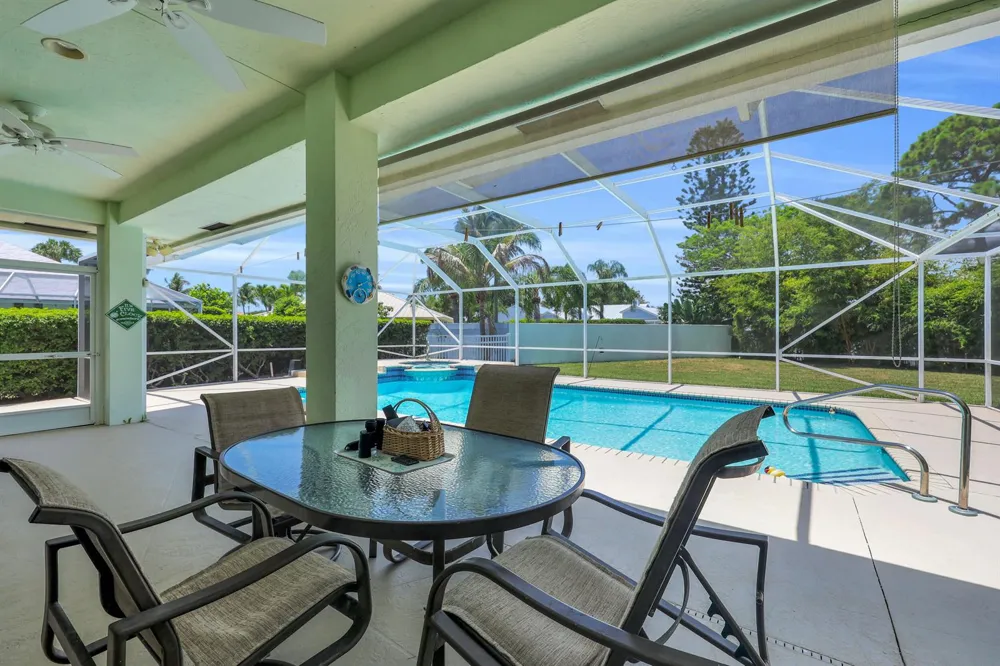 521 Cypress Circle Tequesta, FL 33469