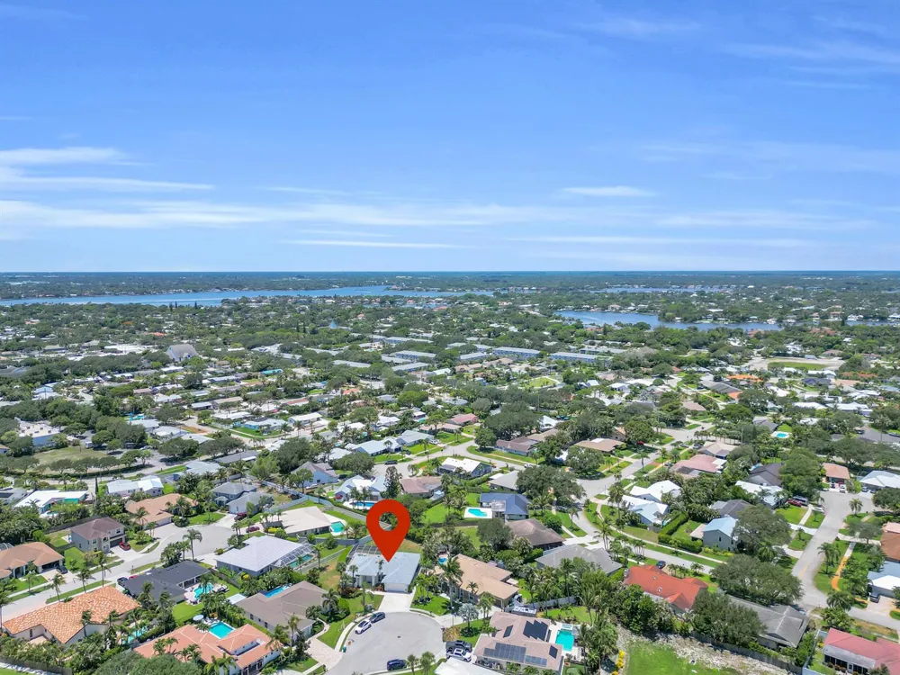 521 Cypress Circle Tequesta, FL 33469