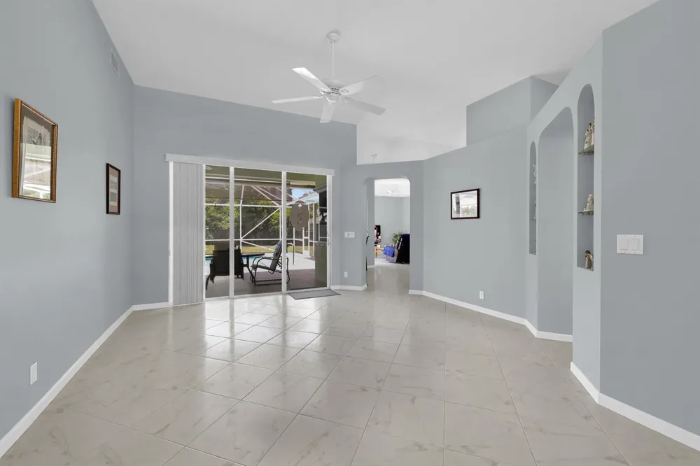 521 Cypress Circle Tequesta, FL 33469