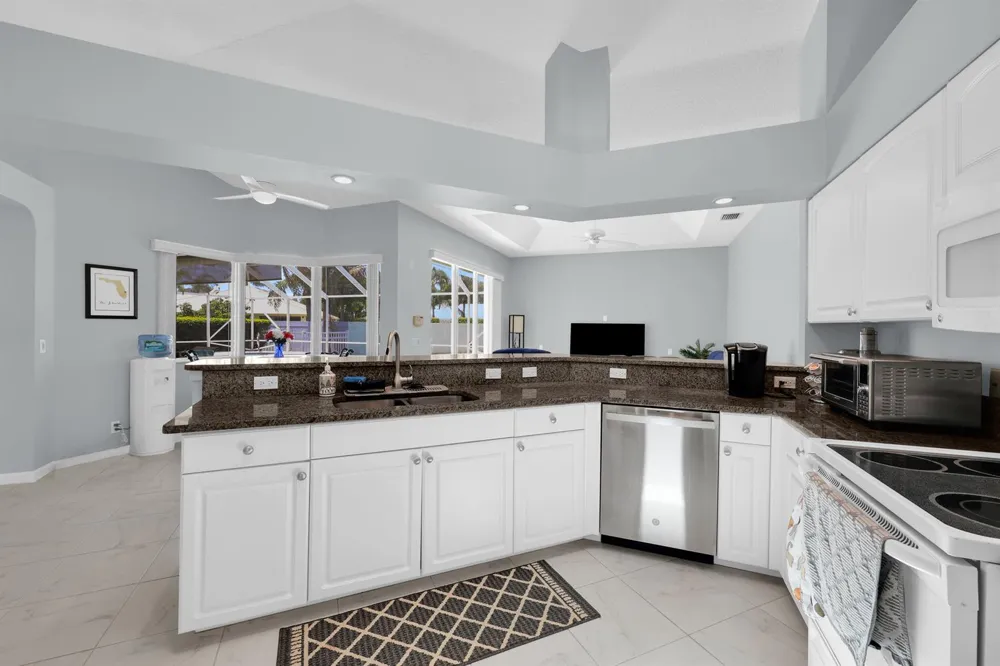 521 Cypress Circle Tequesta, FL 33469