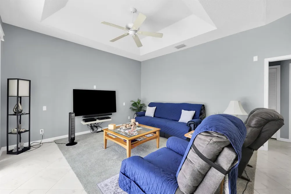 521 Cypress Circle Tequesta, FL 33469