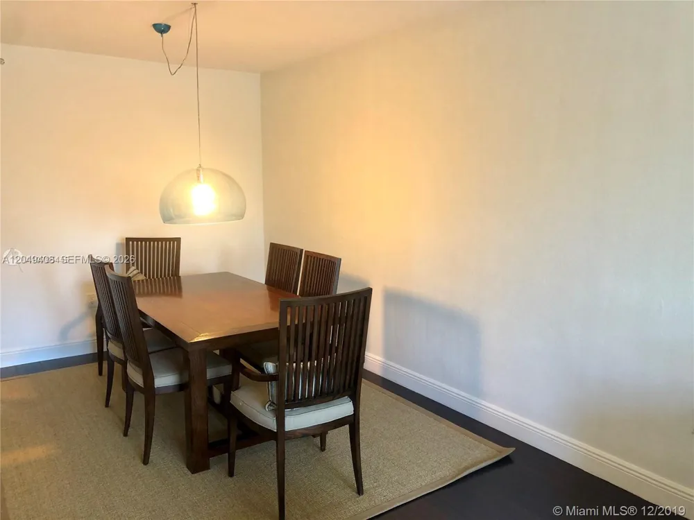 10275 Collins Ave #230 Bal Harbour, FL 33154