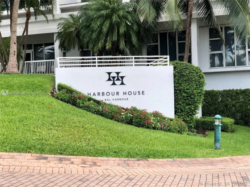10275 Collins Ave #230 Bal Harbour, FL 33154
