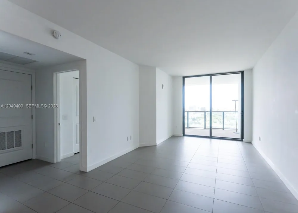 1600 NE 1st Ave #1814 Miami, FL 33132
