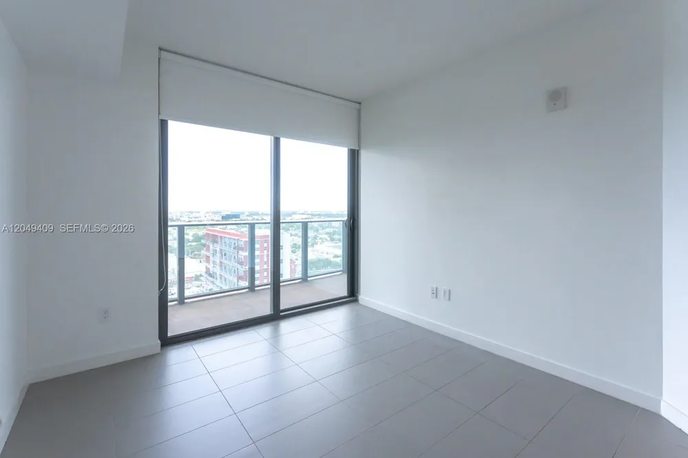 1600 NE 1st Ave #1814 Miami, FL 33132