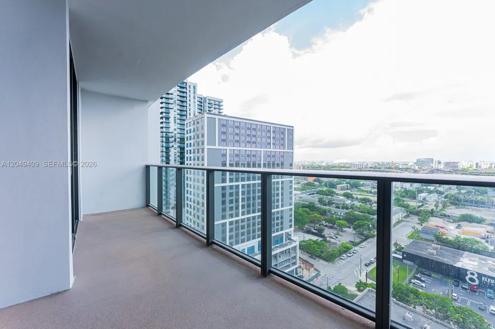 1600 NE 1st Ave #1814 Miami, FL 33132