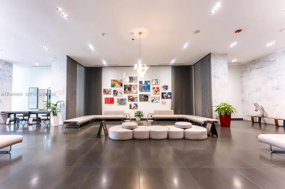 1600 NE 1st Ave #1814 Miami, FL 33132