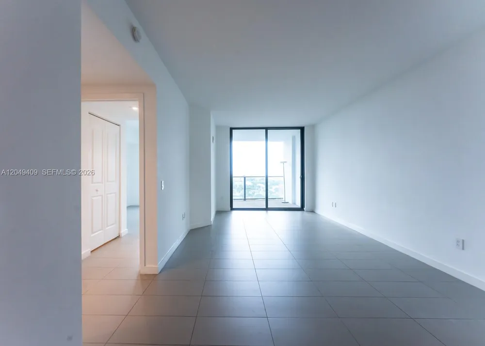1600 NE 1st Ave #1814 Miami, FL 33132