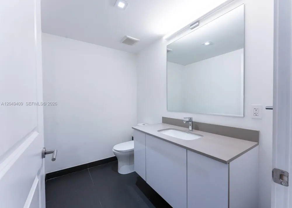 1600 NE 1st Ave #1814 Miami, FL 33132