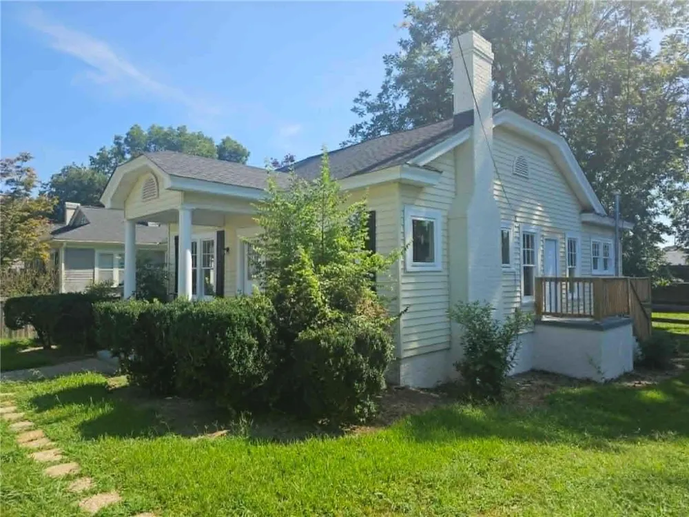 144 Marshall Street Cedartown, GA 30125