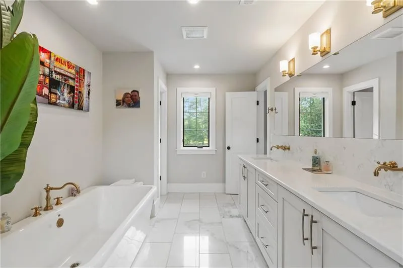 7255 Old Rico Road Chattahoochee Hills, GA 30268