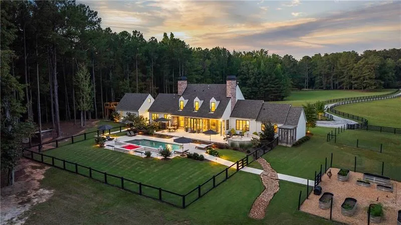 7255 Old Rico Road Chattahoochee Hills, GA 30268