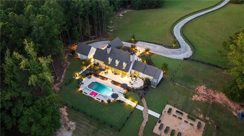 7255 Old Rico Road Chattahoochee Hills, GA 30268