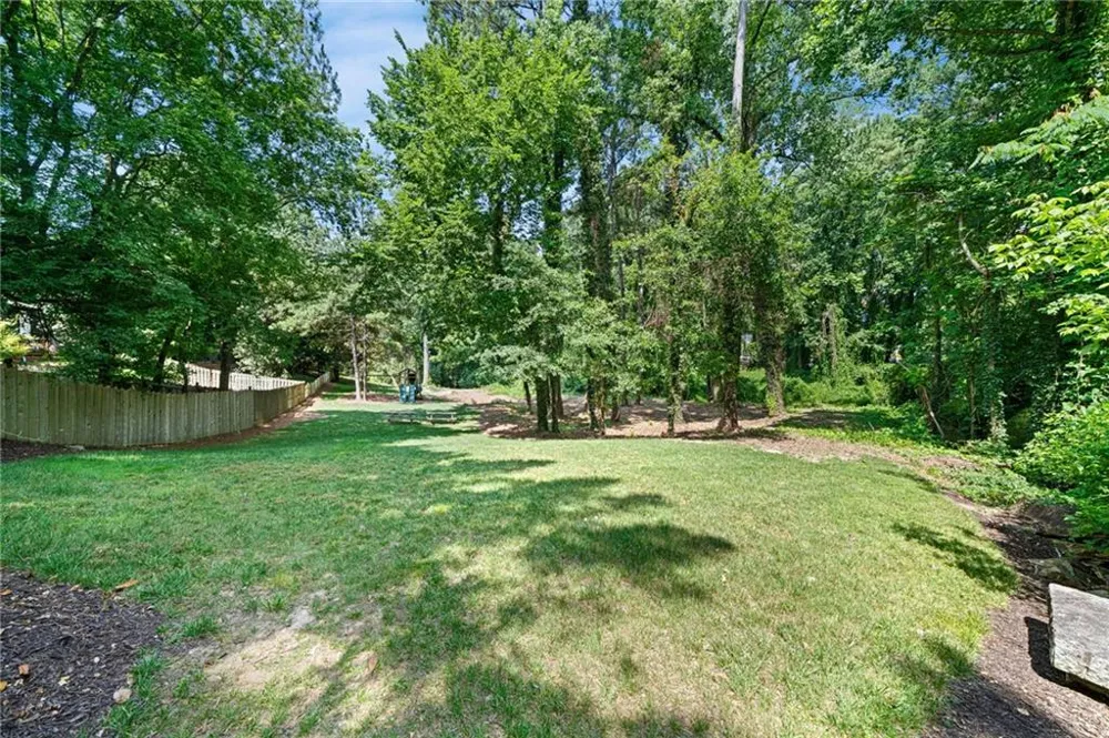 2599 Brookline Circle Brookhaven, GA 30319
