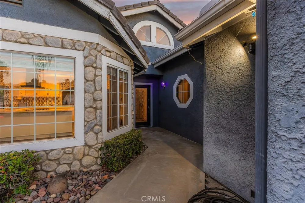 23257 Canyon Lake Drive Canyon Lake, CA 92587