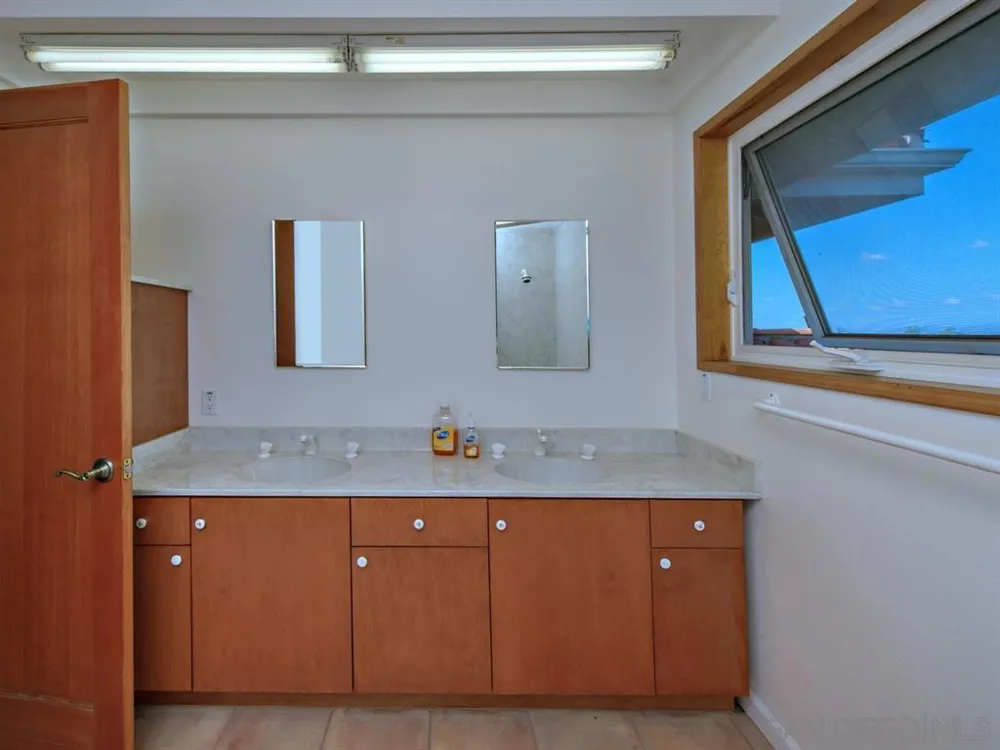 31598 Afton Farms Bonsall, CA 92003