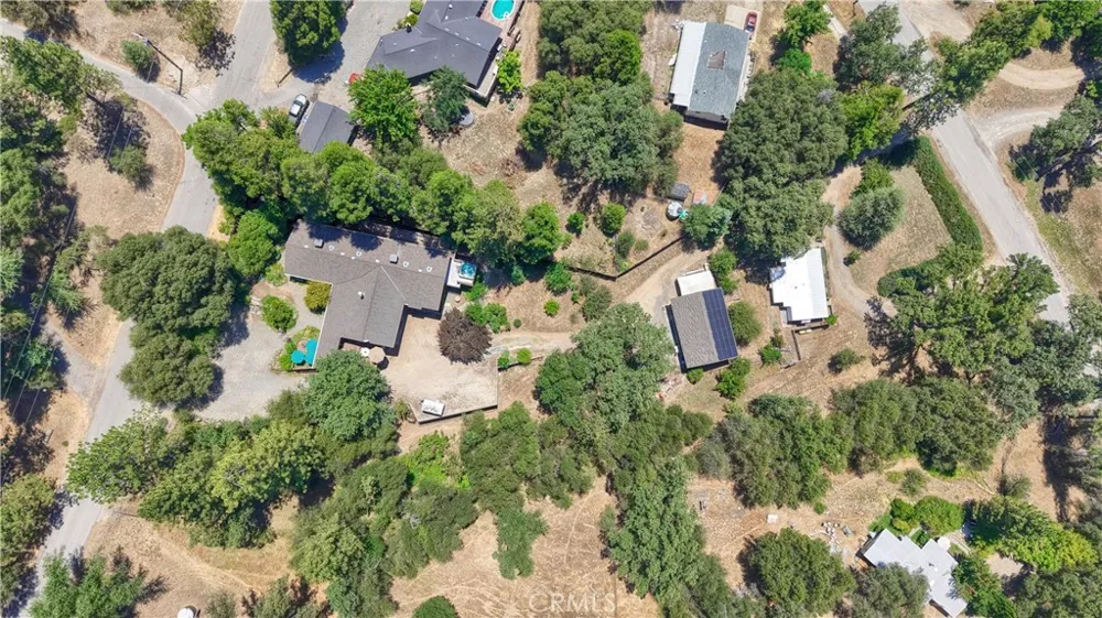 39597 Evergreen Oakhurst, CA 93644
